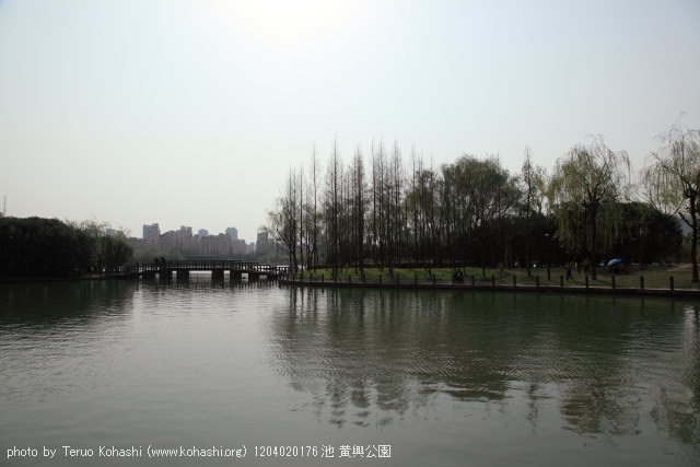 上海と無錫 撮影: 2012年3月~4月 1204020176 池 黄興公園 photo