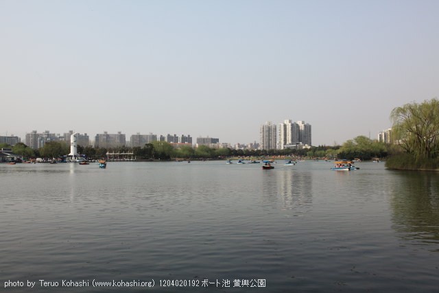 上海と無錫 撮影: 2012年3月~4月 1204020192 ボート池 黄興公園 photo
